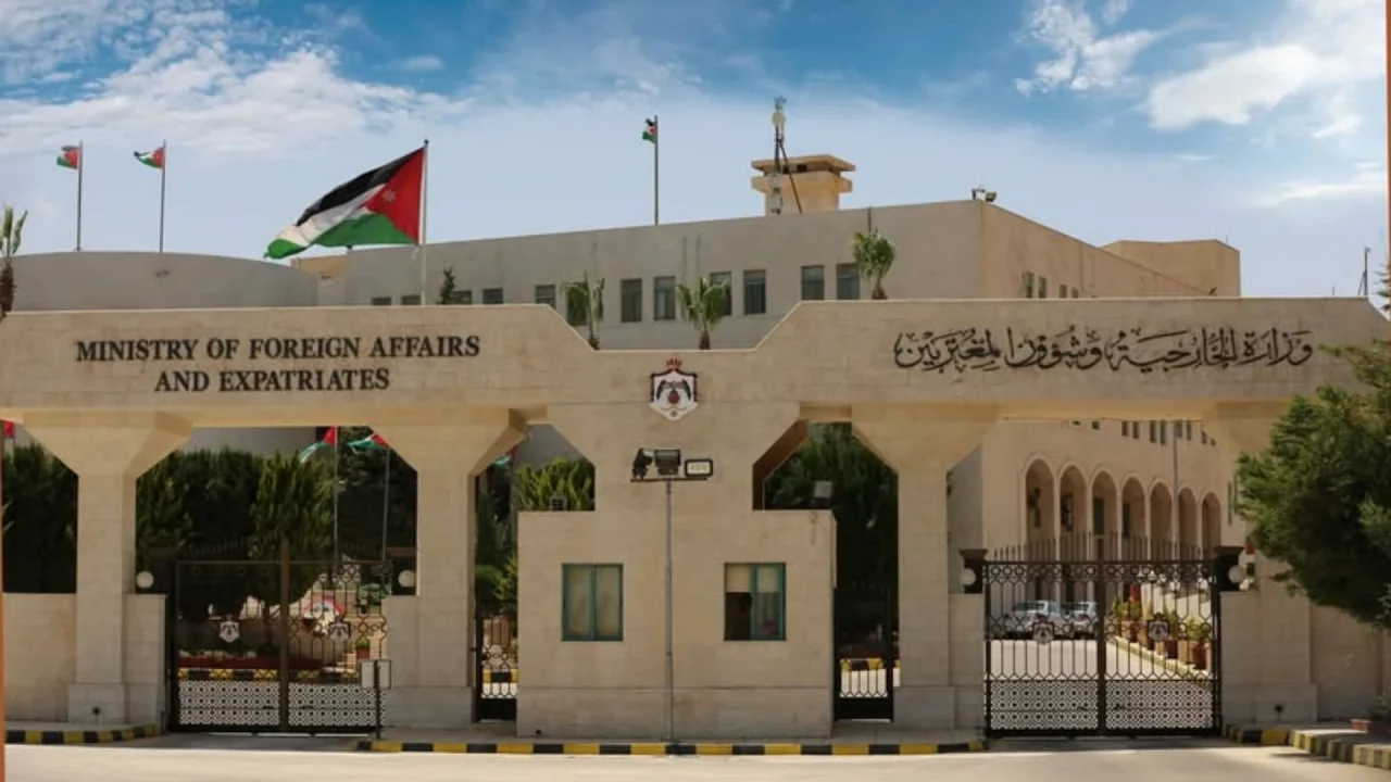 الاردن يدين الاعتداء السافر لمليشيا الحوثي على مطار الملك خالد الدولي في السعودية