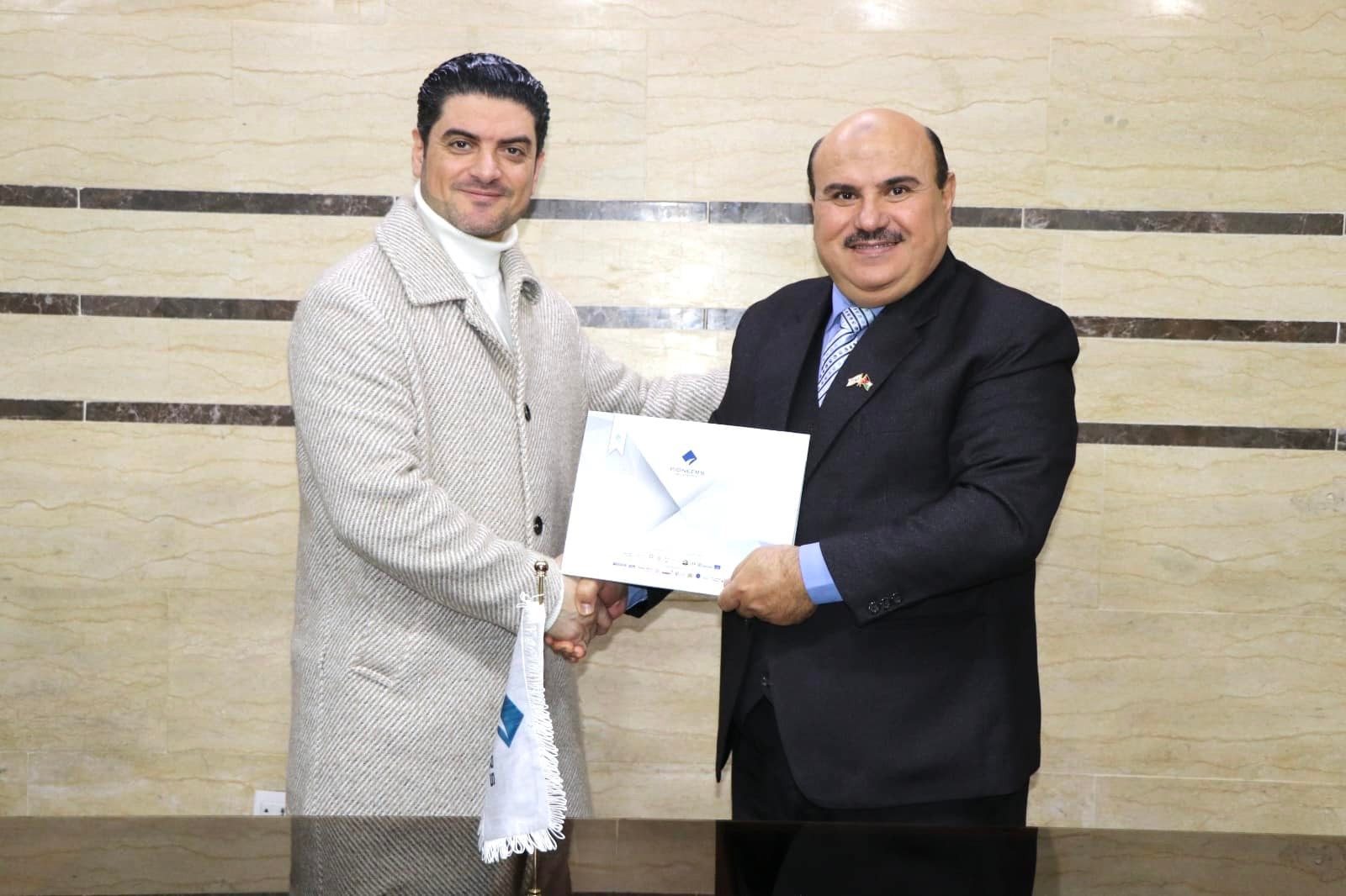 مِنح ودورات مجانية وخصومات تصل الى 20% على كافة الدورات في تطبيق مغترب ولحاملي بطاقته لدى Pioneer Academy