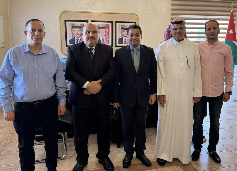 القنصل العام الأردني في جدة يستقبل وفداً من ملتقى النشامى
