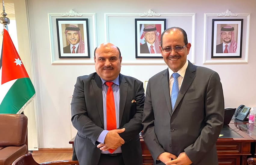 الرفاعي يزور السفير أبو الفول مهنئاً