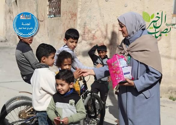 بمناسبة عيد ميلاد جلالة الملك: لجنة نشامى في خدمة الوطن بالتعاون مع بصمات الخير يوزعن طرود الخير