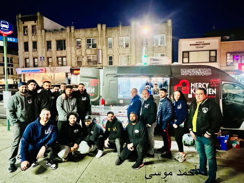 توزيع أكثر من 200 وجبة لإفطار الصائمين في نيويورك