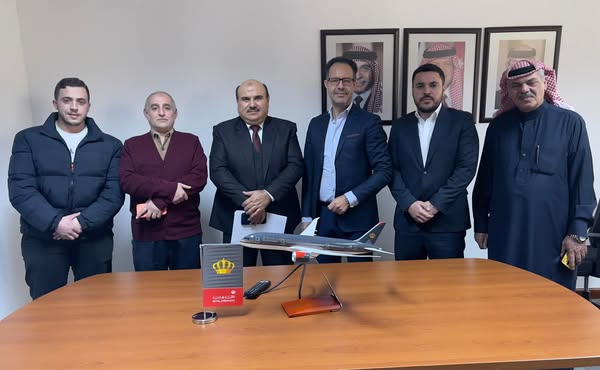 توقيع اتفاقية بين ملتقى النشامى والملكية الأردنية: الملكية الأردنية تمنح أبناء الجالية الأردنية خصومات وأوزان إضافية وتغير مواعيد مجاناً